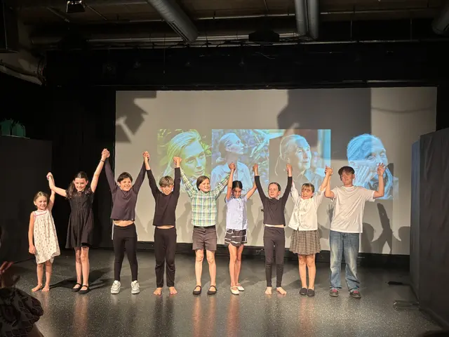 Die Kinder ernteten für ihre Aufführung einen tosenden Applaus. | Foto: Claudia Bode-Harlass