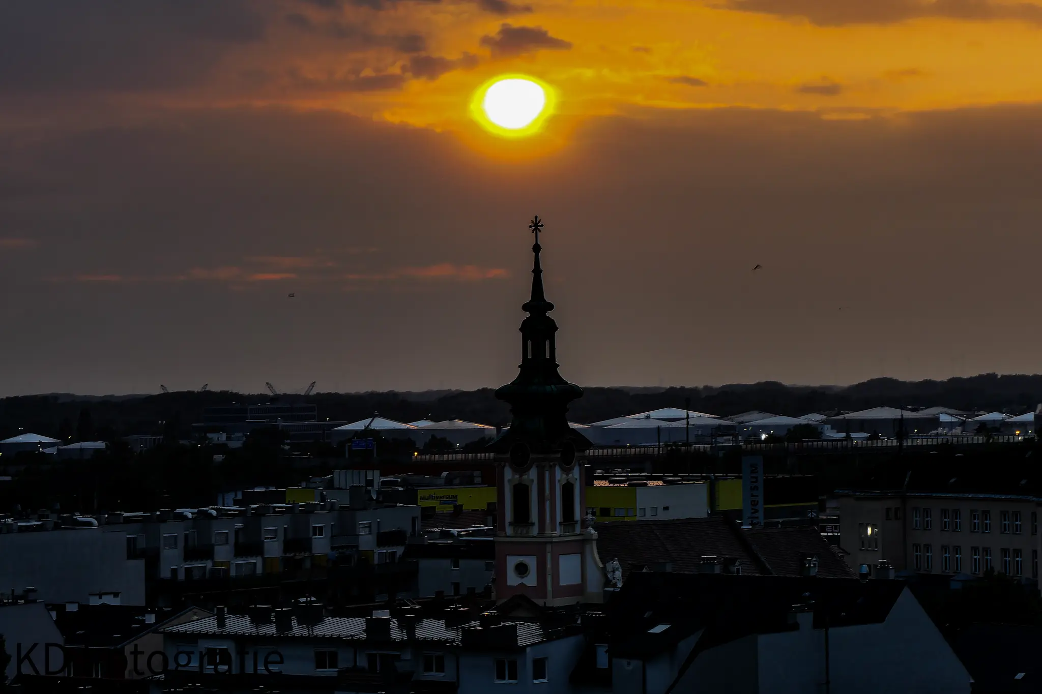regenreicher-dienstag-mit-kurzen-lichtblicken