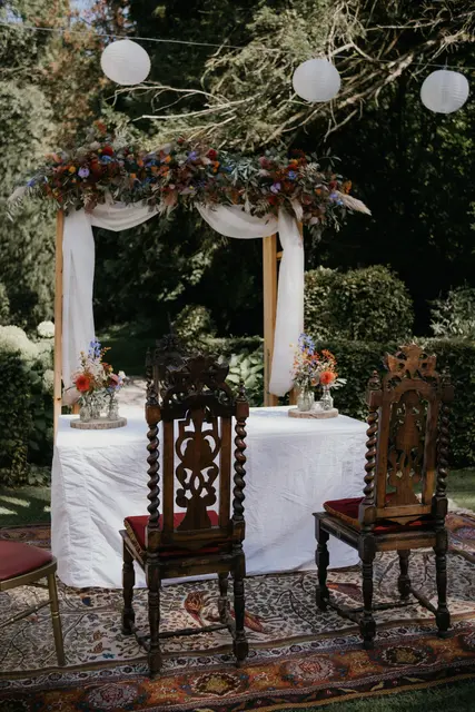 Das Schloss Ernegg bei Steinakirchen liegt mitten im Grünen. | Foto: Jewgenia Billiani/Schloss Ernegg