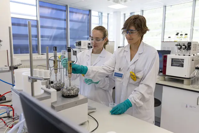 Die neuen Labore vereinen alle Entwicklungsteams und Analysekapazitäten unter einem Dach. | Foto: Novartis Österreich
