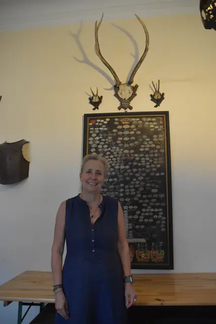 Die Ernegger Schloss-Herrin Georgina Newall ist eine direkte Nachfahrin der Familie Auersperg. | Foto: Roland Mayr/MeinBezirk Scheibbs