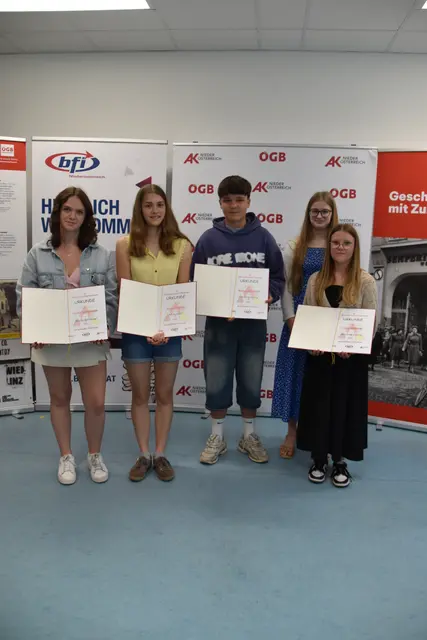 Ehrungen in Scheibbs: Gewerkschaftsbund und Arbeiterkammer hatten zu ihrem großen Aufsatzwettbewerb im Bezirk aufgerufen.