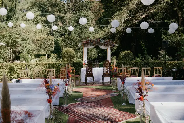 Das Schloss Ernegg bei Steinakirchen liegt mitten im Grünen. | Foto: Jewgenia Billiani/Schloss Ernegg