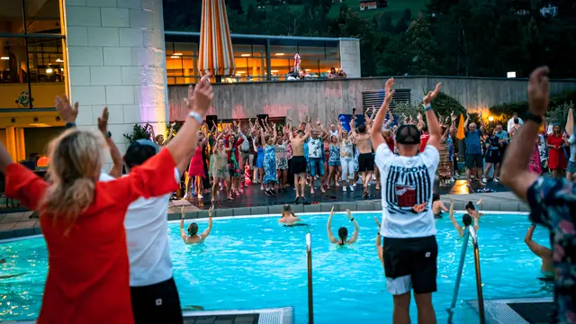 Latin Pool Party | Foto: Leo Nguyen