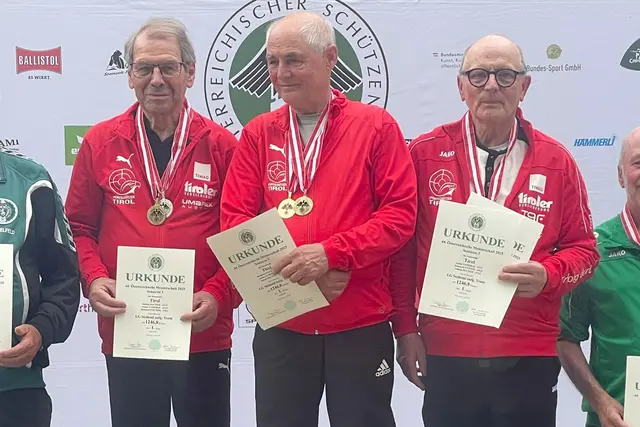 v.l.: Johann Bacher, Reinhard Entner, Anton Tamerle | Foto: Bezirksschützenbund Imst