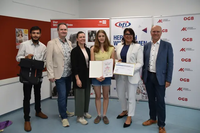 Ehrungen in Scheibbs: Gewerkschaftsbund und Arbeiterkammer hatten zu ihrem großen Aufsatzwettbewerb im Bezirk aufgerufen.