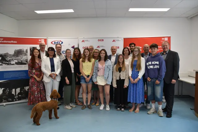 Ehrungen in Scheibbs: Gewerkschaftsbund und Arbeiterkammer hatten zu ihrem großen Aufsatzwettbewerb im Bezirk aufgerufen.