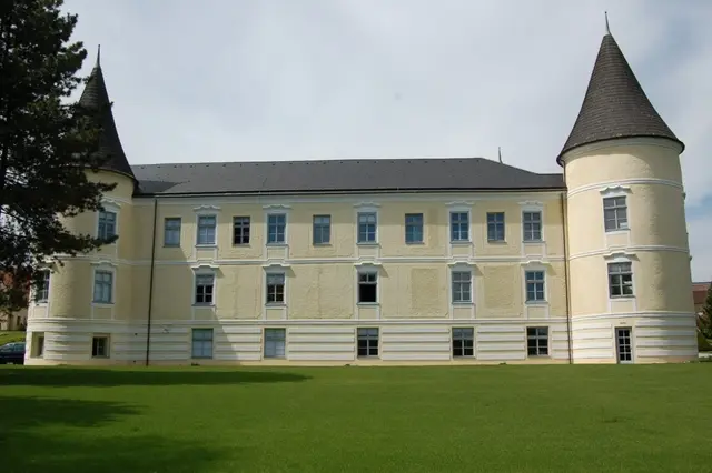Das Schloss Weinzierl in Wieselburg-Land beheimatet das Francisco Josephinum. | Foto: Bretschneider
