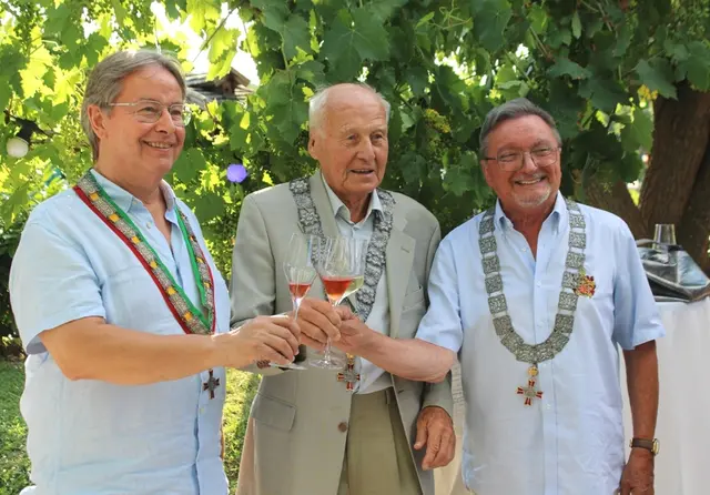 Legat Eques BH.a.D. WHR Mag. Werner Zechmeister, Legat sen. Eques OKT Gen. Dir. KR Freimut Dobretsberger, Proconsul Eques Ornatus Johann Giefing | Foto: Europäischer Weinritterorden