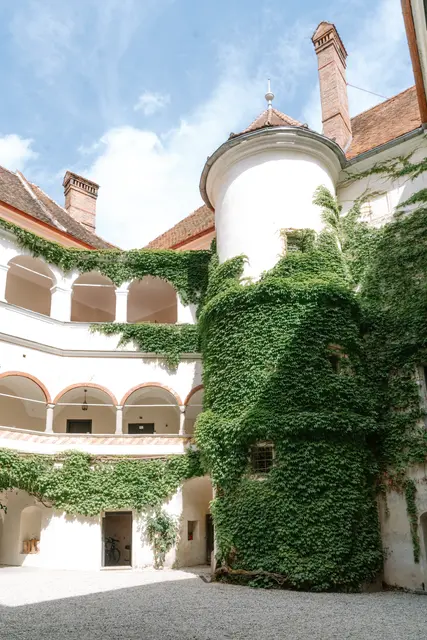 Einzigartiges Ambiente im Schloss Ernegg bei Steinakirchen am Forst | Foto: Nicole Stessl Photography/Schloss Ernegg