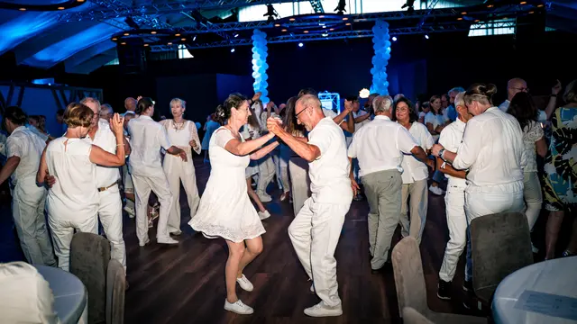 "White Night" | Foto: Leo Nguyen