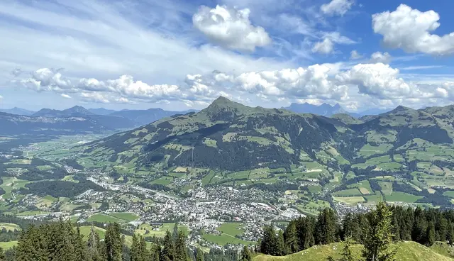 Kitzbühel ist ein Golfzentrum in den Alpen. | Foto: Kogler
