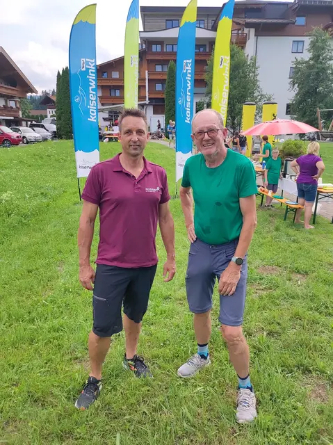 v.l.: Alex Lechthaler Sportreferent der Gemeinde und Obmann Thomas Nothegger