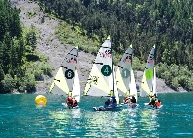 Der Plansee bot die besten Voraussetzungen für einen spannenden Wettkampf auf dem Wasser. | Foto: SV Reutte