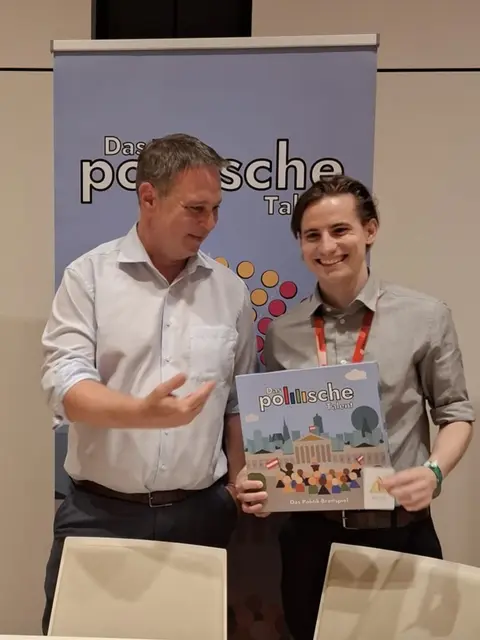 "Auch Vizekanzler Andreas Babler, der das Event in seiner Funktion als Kulturminister besuchte, war vom Spiel begeistert", so Lukas Huemer.  | Foto: Huemer