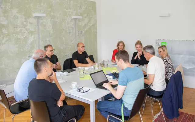 Am Montag, den 7. Juli fand die konstituierende Sitzung des Beirats für Erinnerungskultur im Stadtarchiv Innsbruck statt.  | Foto: ©IKM/F.Bär