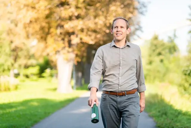 Auch Landtagsabgeordneter Georg Ecker sei auf seiner eigenen Strecke, der Nordwestbahn, regelmäßig betroffen – von Verspätungen, Ausfällen und fehlerhafter Kommunikation. | Foto: Ecker