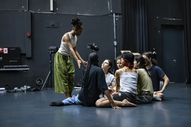 Theater-Workshops im Toihaus mit Mackenzy Bergile und Jordina Millà bieten zudem wertvolle Impulse für KünstlerInnen und fördern die Professionalisierung von Street- und Club Kulturen im Theater. | Foto: Muriel Rieben