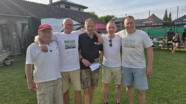 Das Team „Lass es knitteln“ konnte sich den Sieg sichern.  | Foto: Austrian Men's Club