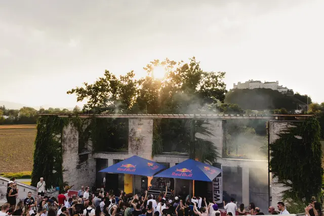 Das Amphitheater verwandelte sich im Jahr 2024 bei "Live in Salzburg" in eine Tanzfläche. | Foto: Martin&amp;Klein