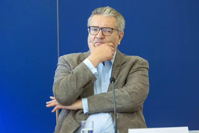 Zuletzt zeigte sich Vizebürgermeisterin Bettina Emmerling (Neos) offen gegenüber einer Kürzung der Sozialhilfe für größere Familien. Der Sozialstadtrat Peter Hacker (SPÖ) steht dem skeptisch gegenüber. (Archivfoto) | Foto:  Michael Indra / SEPA.Media / picturedesk.com