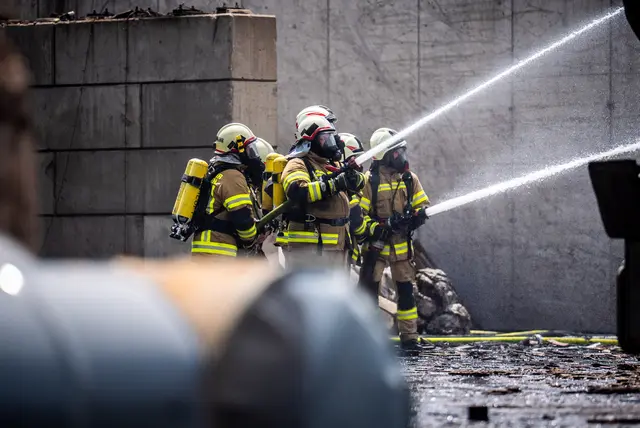 Der Endbericht der Berufsfeuerwehr (BF) Bozen liegt nun vor und zeigt: Es gibt keine besondere Gefahrensituation durch gemessene Schadstoffe. | Foto: Land Tirol