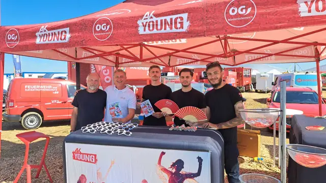 Im Rahmen des Feuerwehrjugendlagers in Sigmundsherberg war die Arbeiterkammer Bezirksstelle Horn mit einem Infostand vor Ort. | Foto: Markus Kahrer