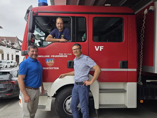 LAbg Josef Edlinger, Kommandant Christof Unfried, Bgm Martin Rennhofer

 | Foto: VP NÖ