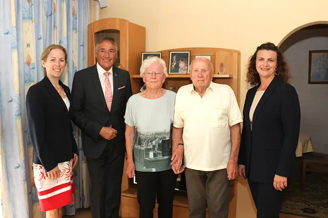 Eiserne Hochzeit von Erna und Johann Vidlak. | Foto: Stadtgemeinde Strasshof