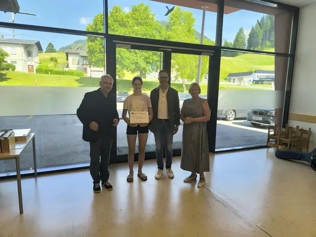 Michael Brunner, Julia A. Haas, Gerd Guggenberger, Elke Beneke (v.l.) | Foto: Rotary Club Hermagor