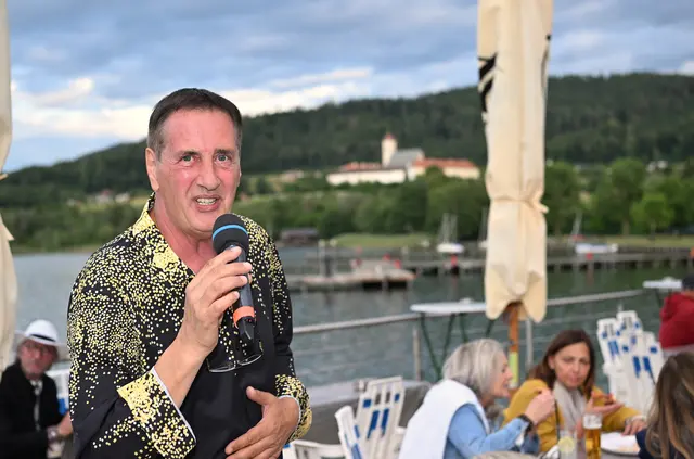 Horstl Rauter wusste als Wirt und Sänger zu begeistern | Foto: Josef Bodner