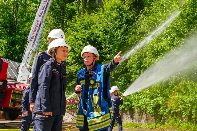 Voller Einsatz beim "24-Stunden-Dienst in Bad Goisern. | Foto: Jannik Forstreiter