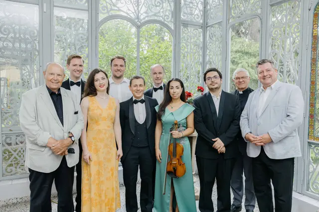 August Breininger, Gregor Eisenhut, Martha Matscheko, StR Michael Capek, Beppo Binder, Herbert Fischerauer, Maria Ramalchanova, Martin Ivanov, Pater Amadeus Hörschläger und Vizebürgermeister Markus Riedmayer. | Foto: 2025psb/c.kollerics