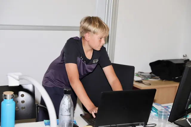 Jeder Teilnehmer präsentierte ein selbst programmiertes Spiel. | Foto: Alfred Mayer