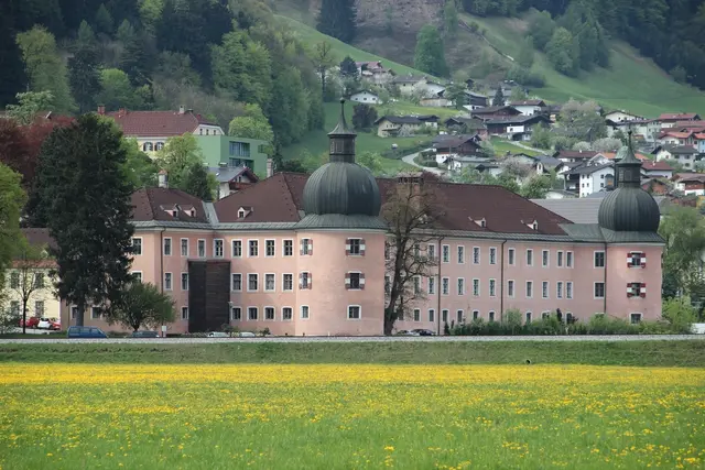 Die Landwirtschaftliche Landeslehranstalt Rotholz | Foto: Anton Prock