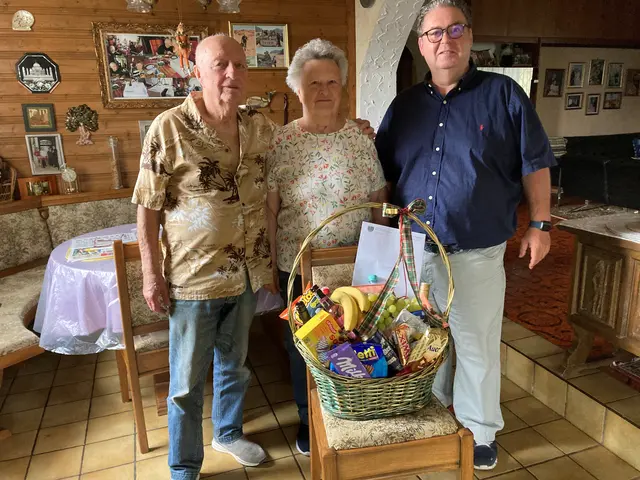 Das Ehepaar Helene u. Karl Pascher aus Wildungsmauer feierte das Jubiläum der Eisernen Hochzeit (65 Jahre).  | Foto: Gemeinde Scharndorf
