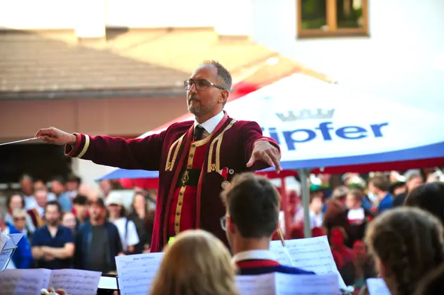Orchester Nummer 3 wurde von Bezirks-Kapellmeister Rene Sarg persönlich geieitet. | Foto: Hassl