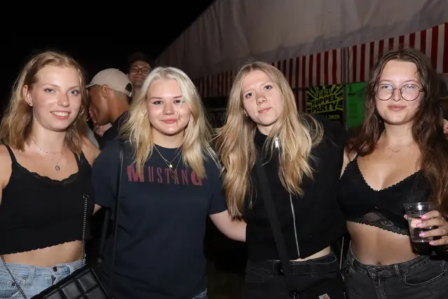 Nadine Kamleitner, Leah Wagner, Zoe Mayrhofer, Kathrin Üblacker 