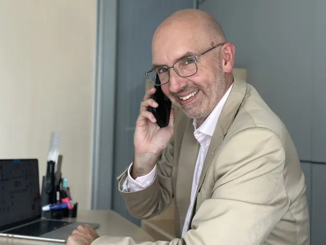 Guido Zeilinger, Konsumentenschützer bei der Arbeiterkammer, gibt Tipps für entspannte Mietwagen-Geschäfte. | Foto: Schneeberger
