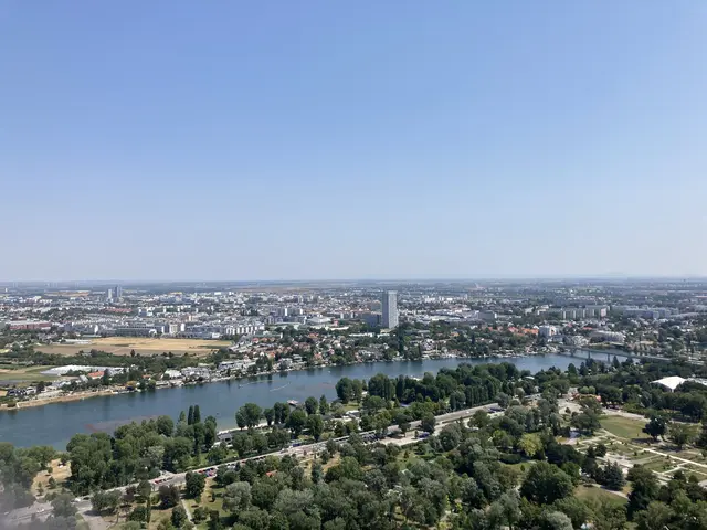 Durchaus sommerlich findet die Woche ihren Abschluss. Der Samstag sollte noch durchwachsen werden, am Sonntag wartet dann aber Badewetter auf Wien. | Foto: Johannes Reiterits/MeinBezirk