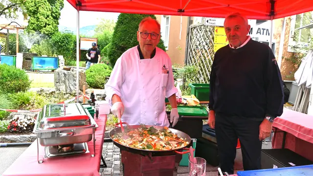 Gastwirt Emanuel Stadler mit Altbürgermeister Erhard Veiter