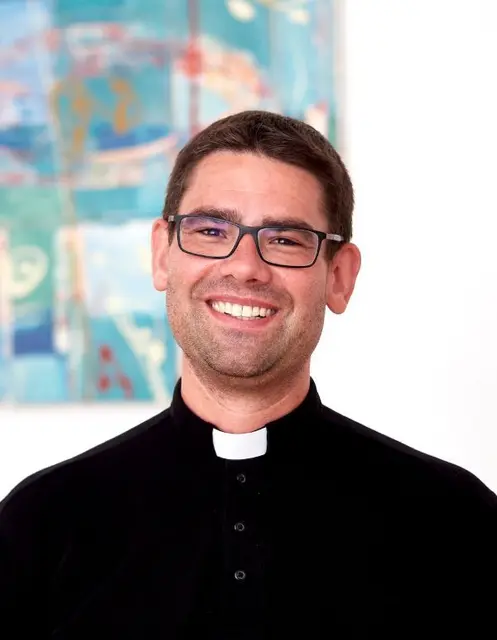 Pfarrvikar Clemens Hainzl, der für die Pfarren Neukirchen, St. Bernhard und Strögen-Frauenhofen zuständig ist, sieht in dem Gesetz eine sinnvolle Maßnahme. | Foto: Pfarre