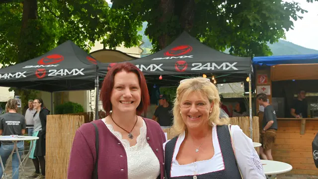 Michaela Oberlassnig und Andrea Hacker