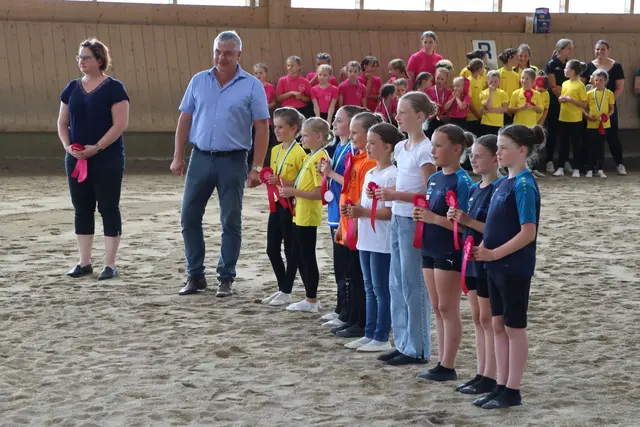 Bewerb Einzel Trab große Tonne/B | Foto: Gerhard Langmann