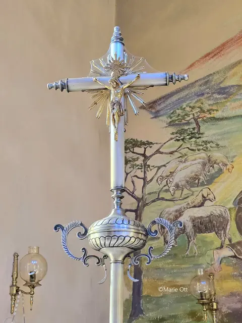 Kreuz in der Friedenskirche