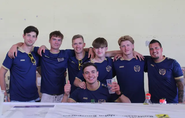 Die Spieler und Mitglieder des ASV Zurndorfs schenkten fleißig aus. | Foto: Sophie Mantler