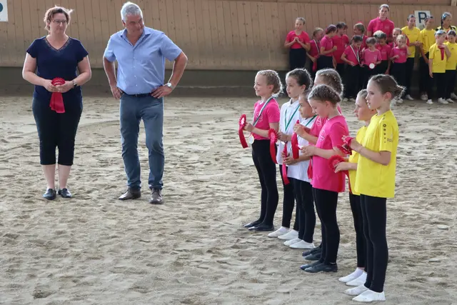 Bewerb Einzel Trab kleine Tonne/B | Foto: Gerhard Langmann