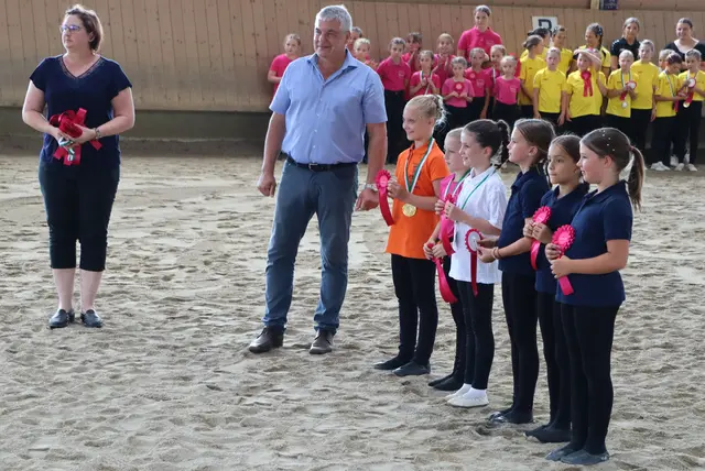 Bewerb Einzel Trab kleine Tonne/C | Foto: Gerhard Langmann