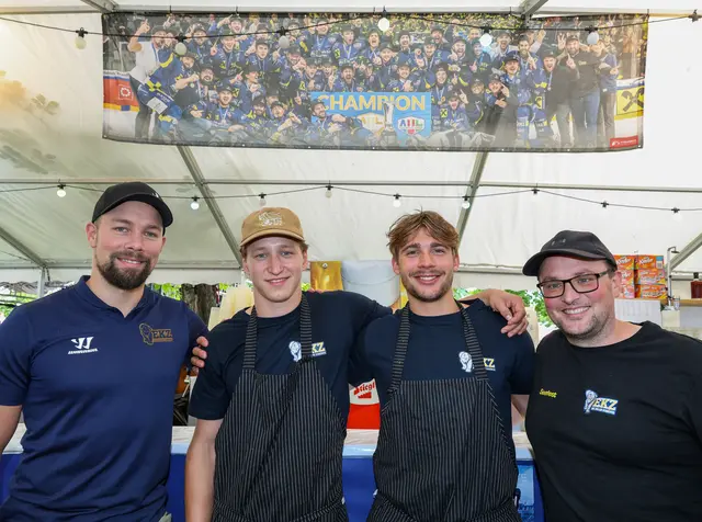Patrick Schwarz , Alois Schultes , Leon Widhalm , Dominik Wurzer (EK Zeller Eisbären).