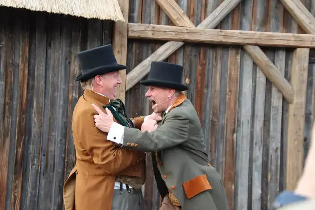 Nestroy-Klassiker als Sommertheater auf der Seebühne.